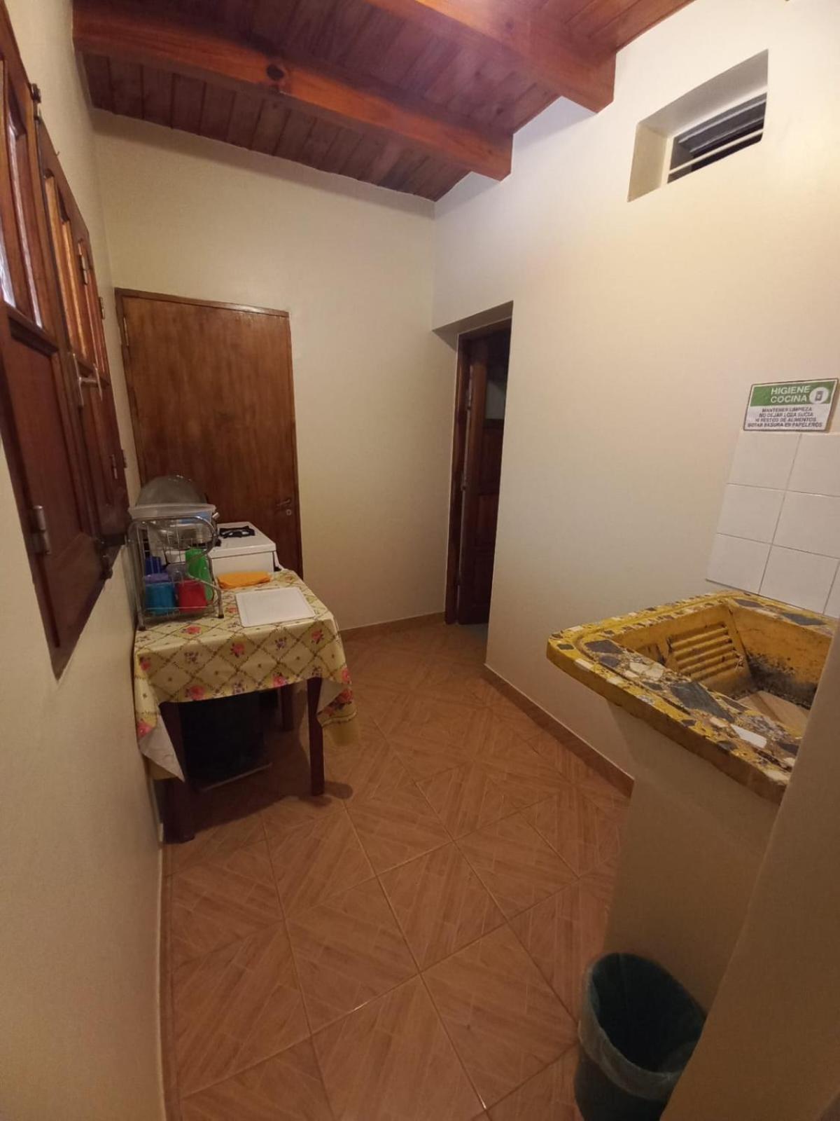 El Shaddai Apartment ตีลการา ภายนอก รูปภาพ